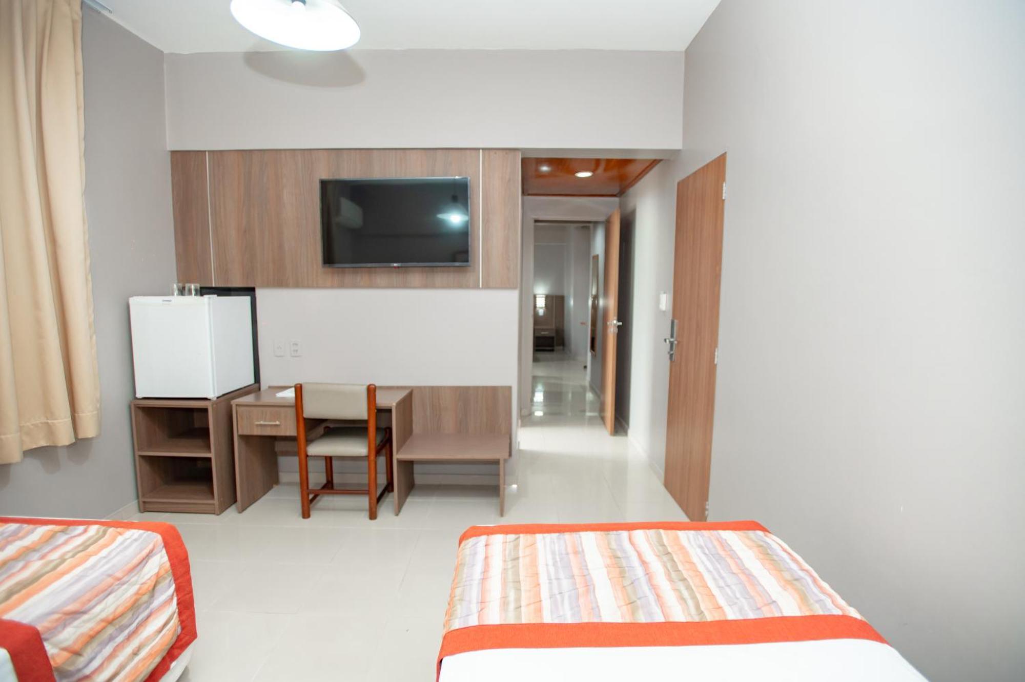 Mato Grosso Palace Hotel Куаба Екстериор снимка