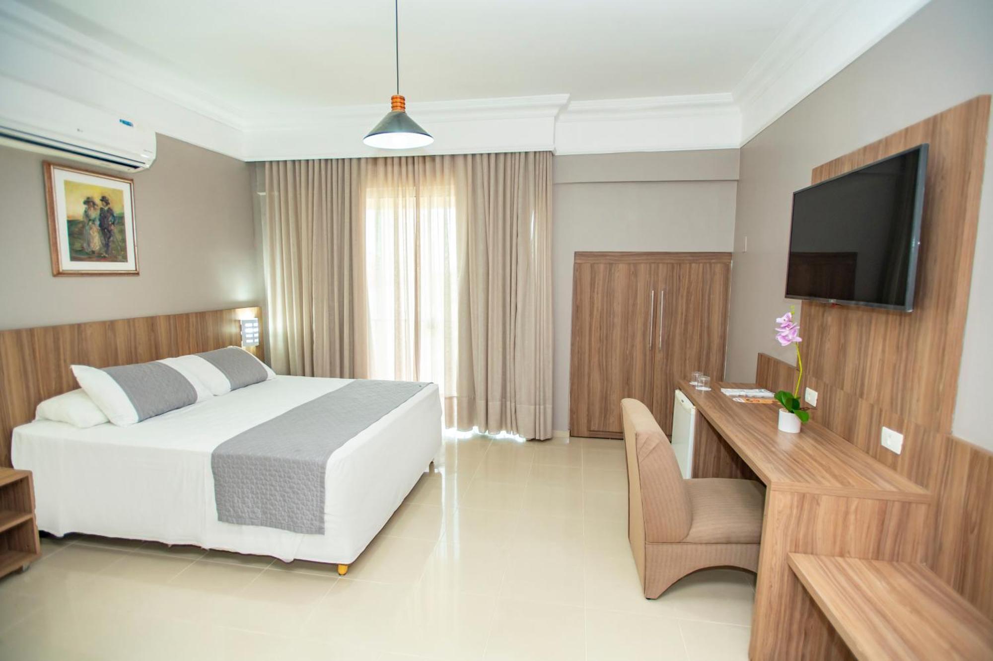 Mato Grosso Palace Hotel Куаба Екстериор снимка