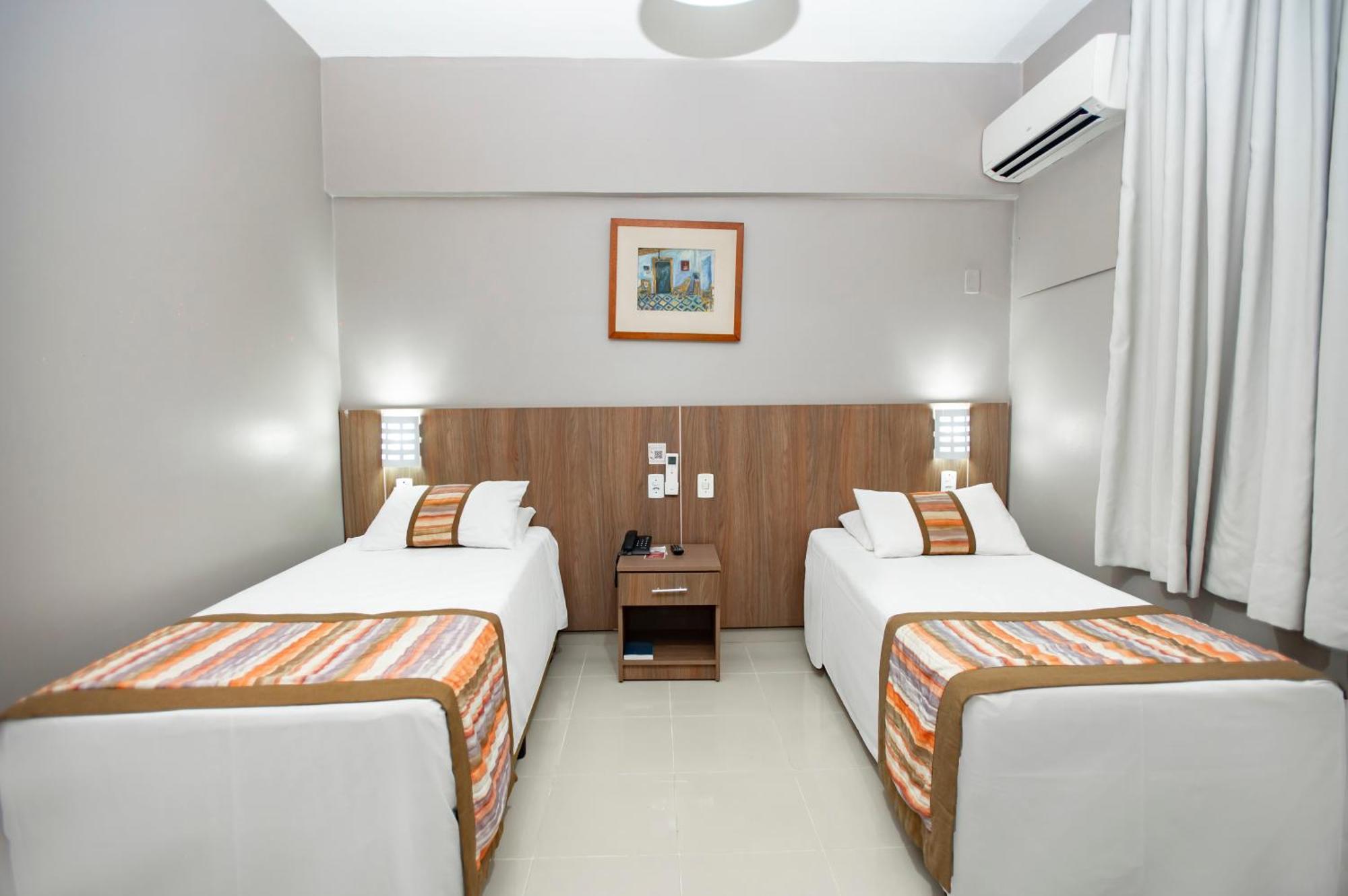 Mato Grosso Palace Hotel Куаба Екстериор снимка