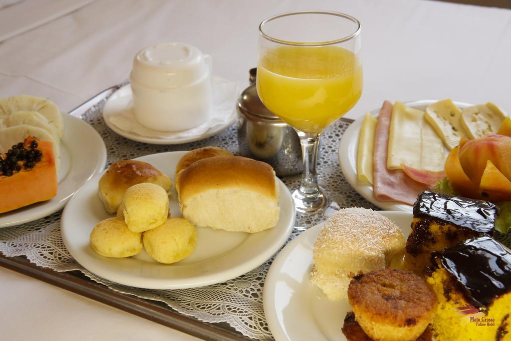 Mato Grosso Palace Hotel Куаба Екстериор снимка